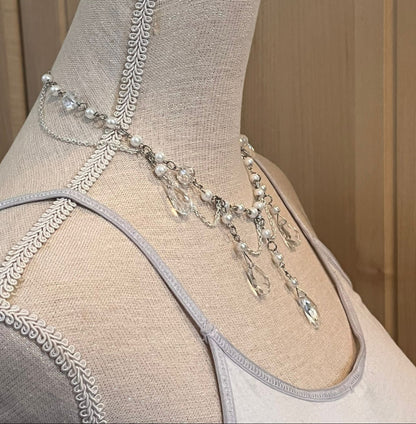 Lucent Teardrop Necklace ~ L01