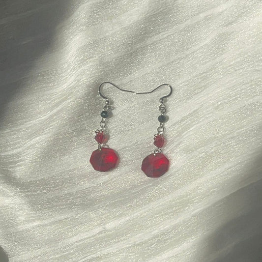 Obscura Earrings in Red ~ O04