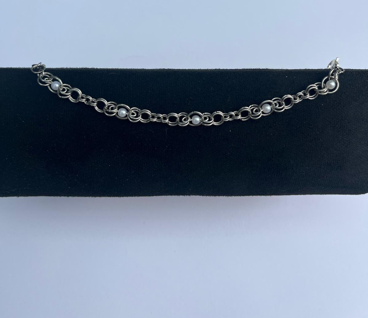 Interlace bracelet 05 - White Circle