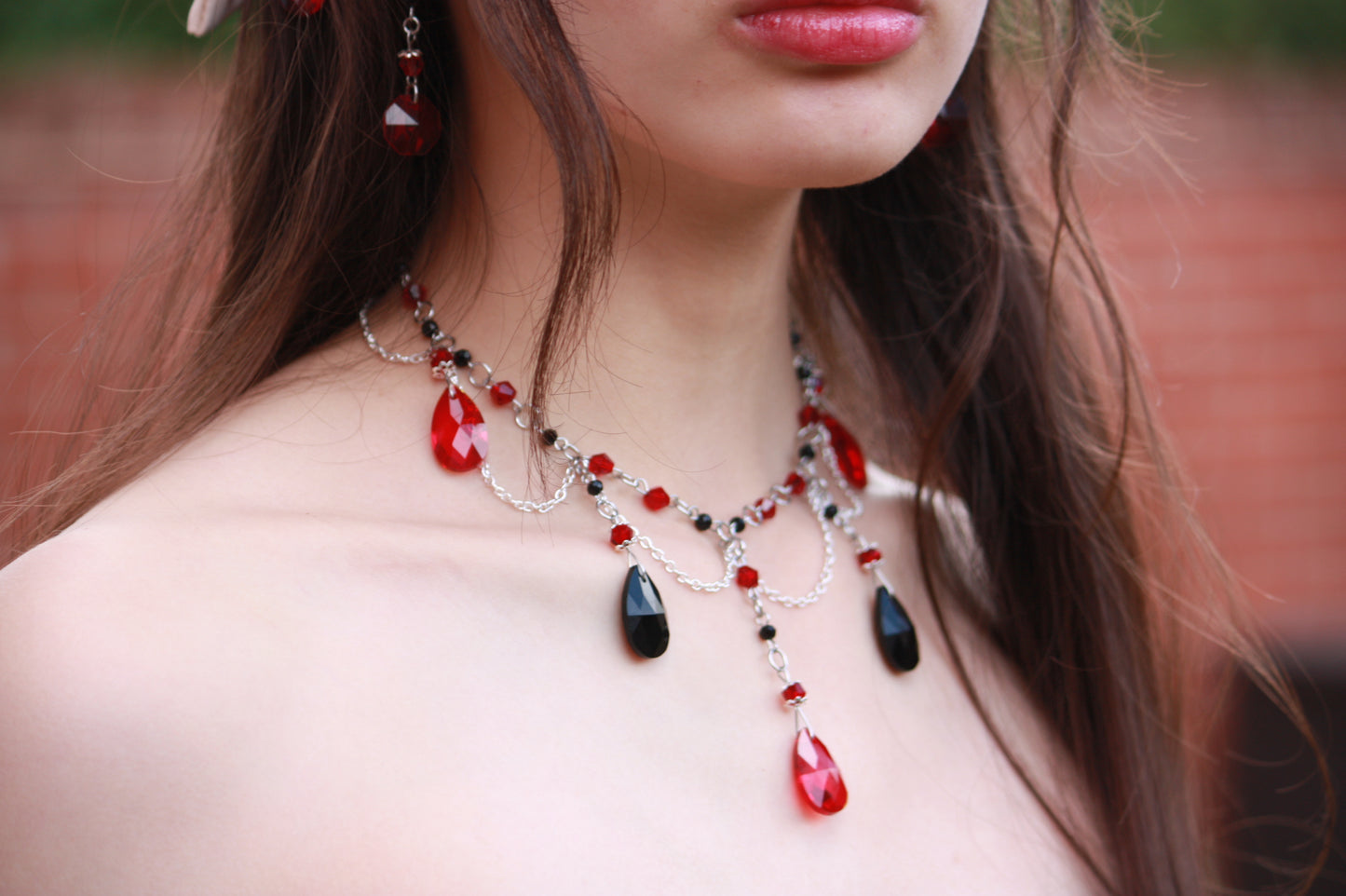 Obscura Drop Necklace ~ O01