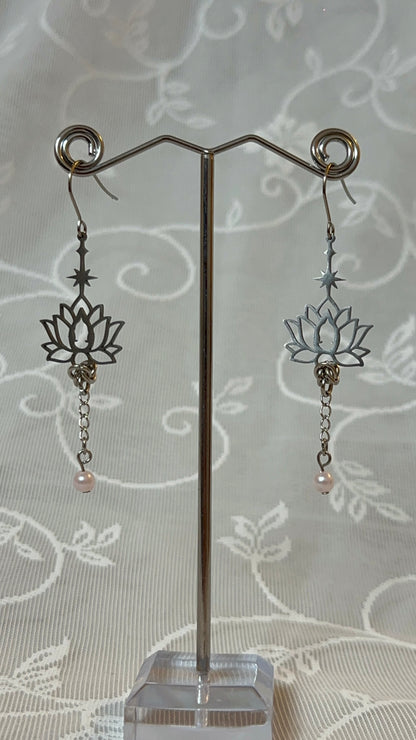Floating Lotus Chainmail Earrings