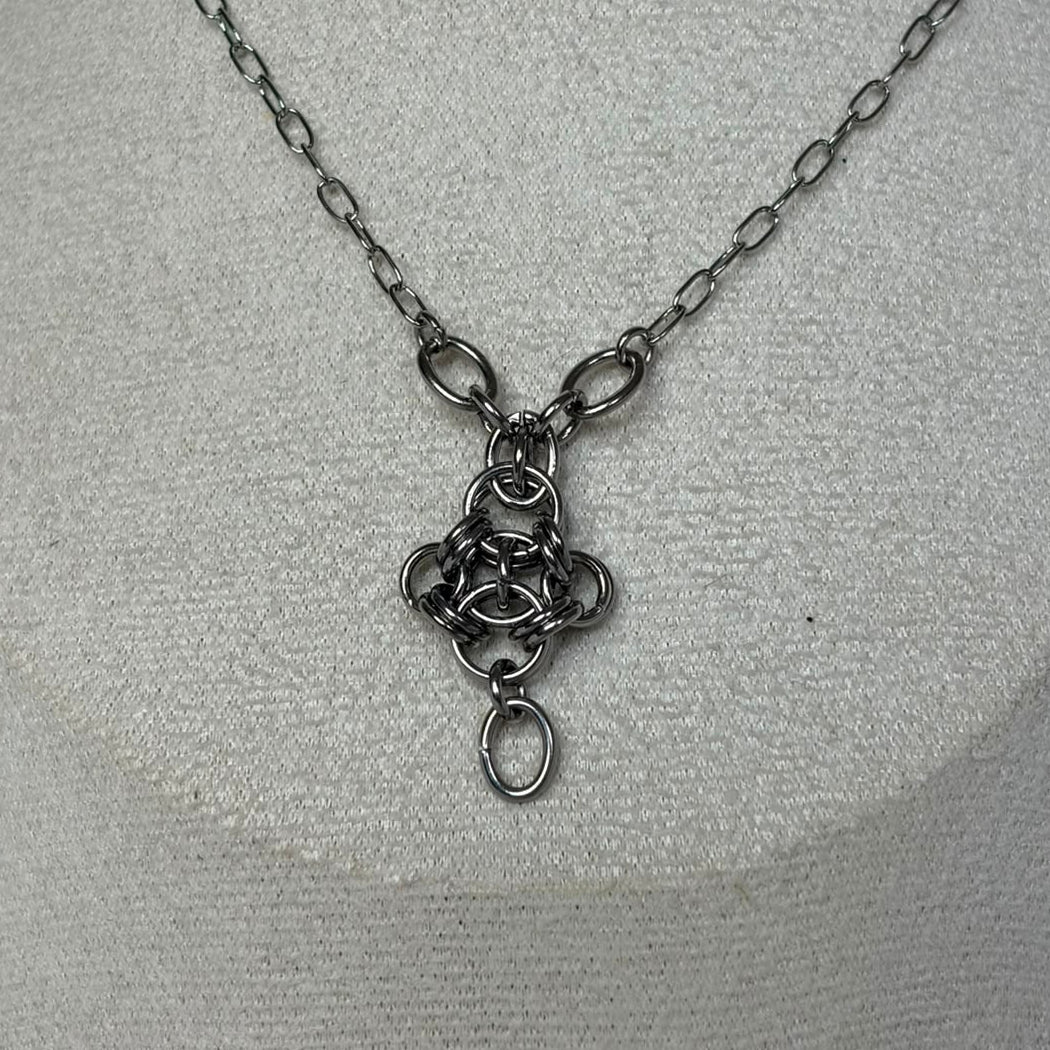 Fú (福) ~ Luck Chainmail Necklace