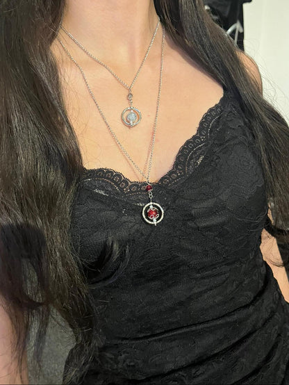 Iris Pendent Necklace
