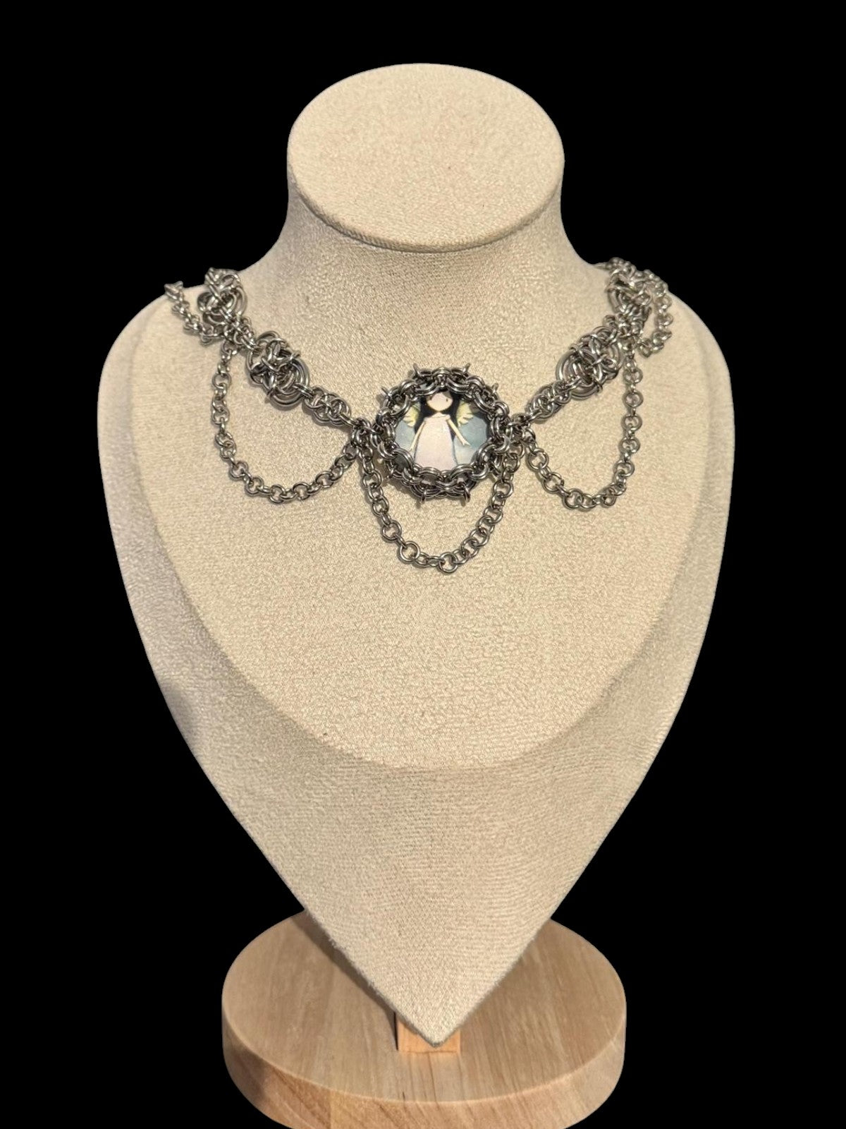 Little Angel Chainmail Cabochon Choker