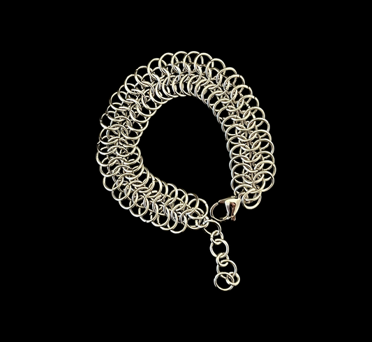 Metallic Spine Chainmail Bracelet