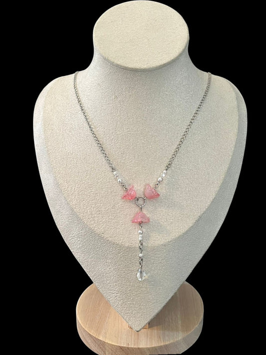 Trois Fleurs Necklace