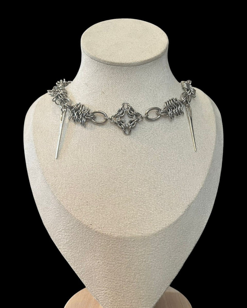 Silver Fangs Chainmail Necklace