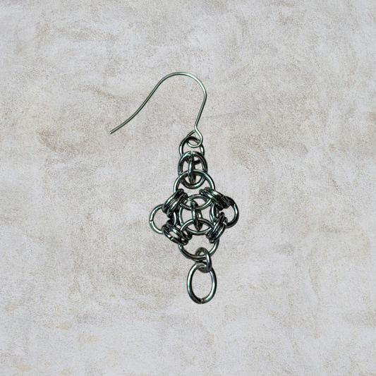 Fú (福) ~ Lucky Chainmail Earrings